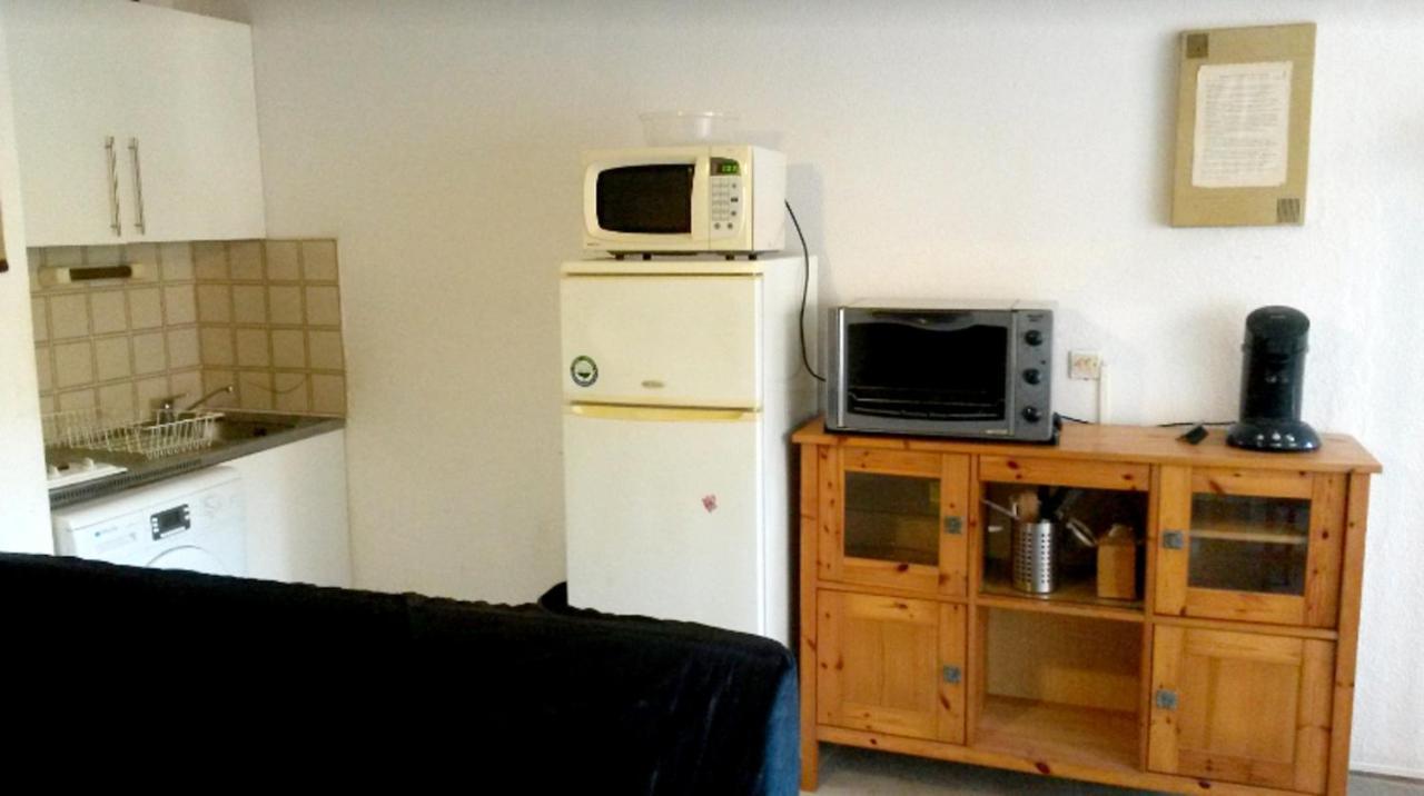 Appartement Charmant A Canet En Roussillon 36 M² Piscine Partagee Exteriör bild