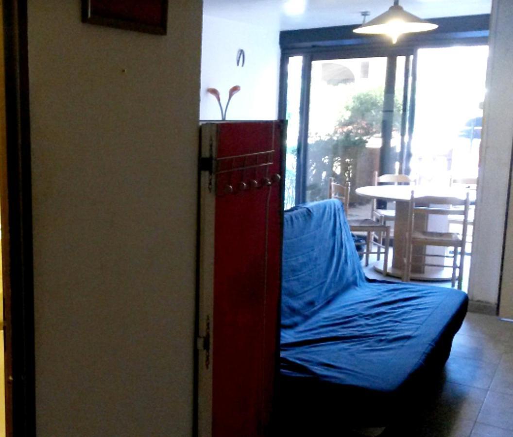 Appartement Charmant A Canet En Roussillon 36 M² Piscine Partagee Exteriör bild