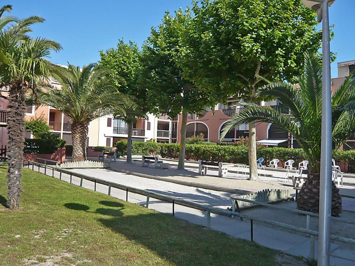 Appartement Charmant A Canet En Roussillon 36 M² Piscine Partagee Exteriör bild